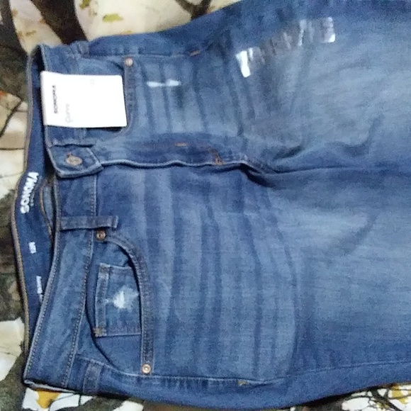 Sonoma CurvyJeans - Picture 2 of 8